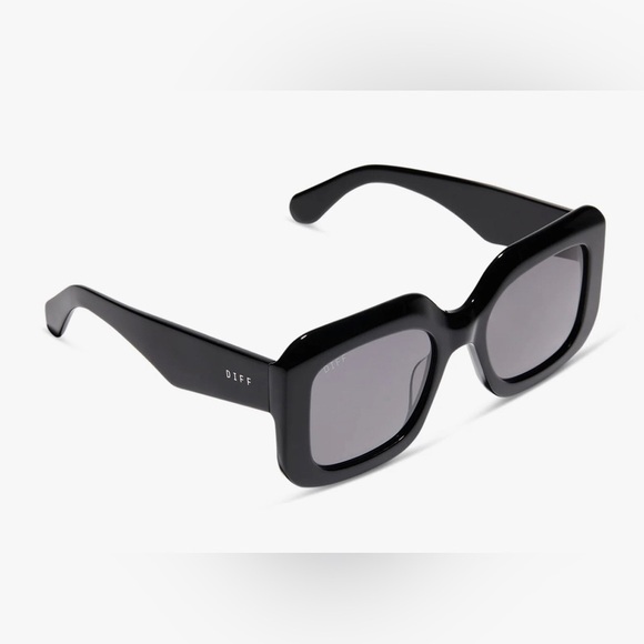 DIFF eyewear black giada oversized Square Sunglasses new with‎ cloth case new - Picture 4 of 5